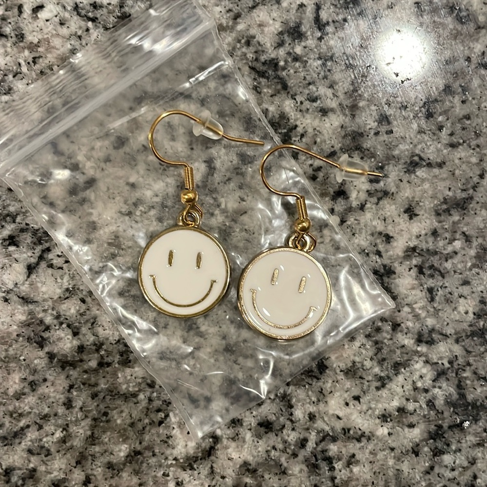 Smiley face earrings